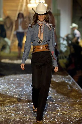 Look 15
